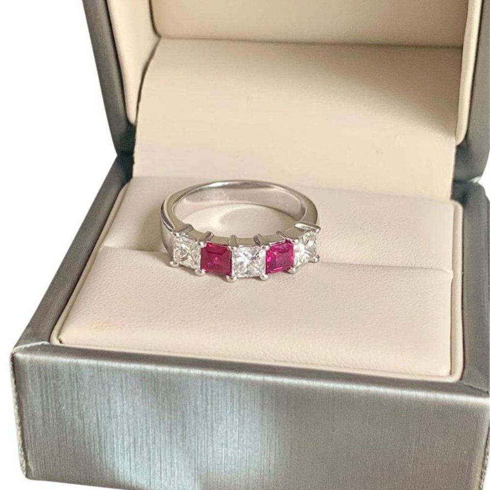 18k WG Princess Diamond Ring 1.28 CTTW Diamonds